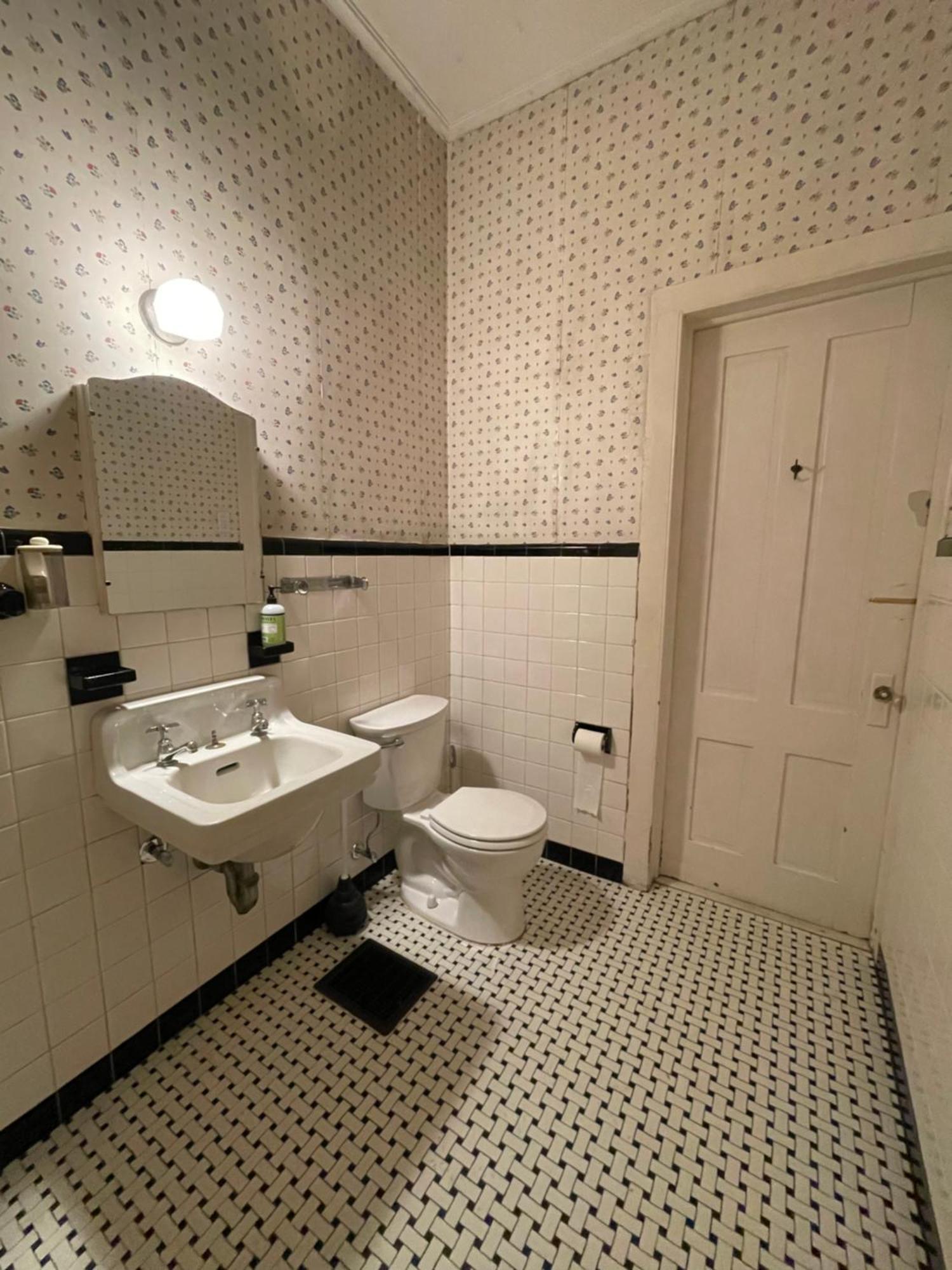 The White House Hotel Plainfield Luaran gambar
